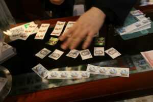 early signs of gambling addiction